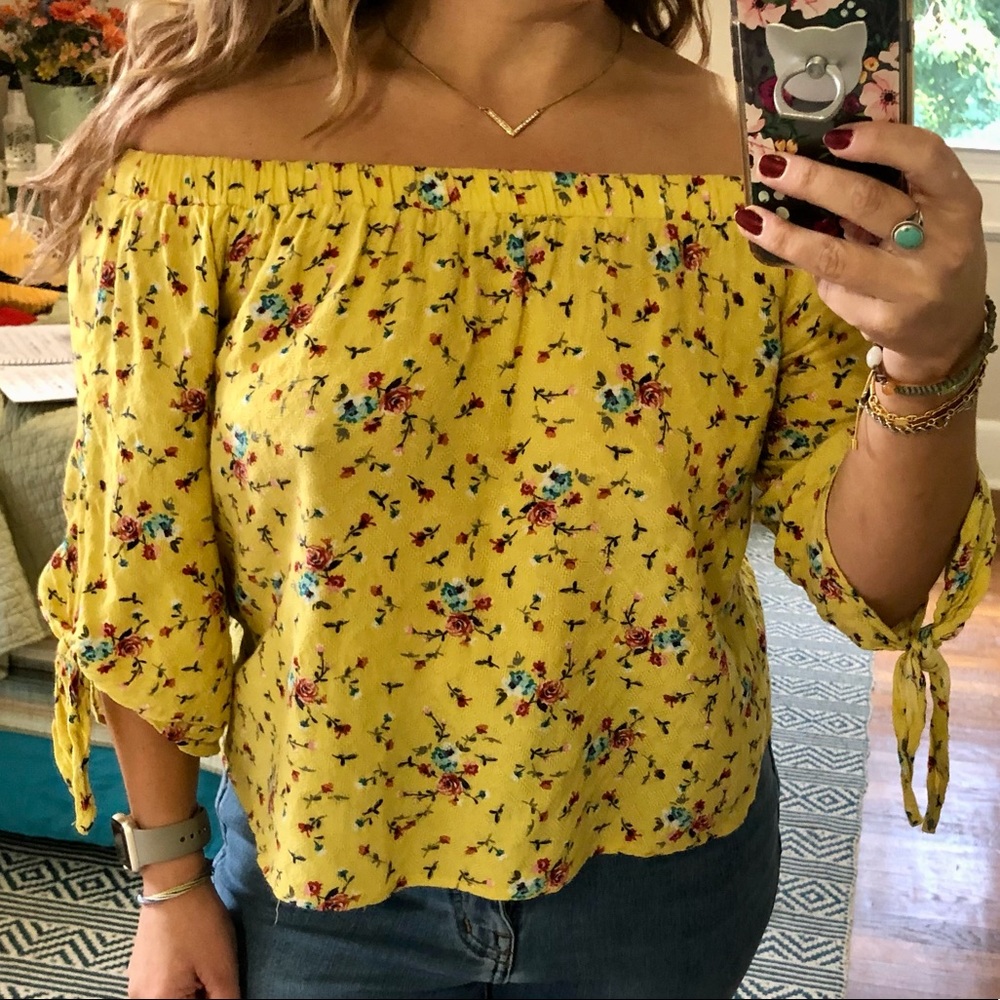 Papermoon SP Yellow Off the Shoulder Top Small Petite copy
